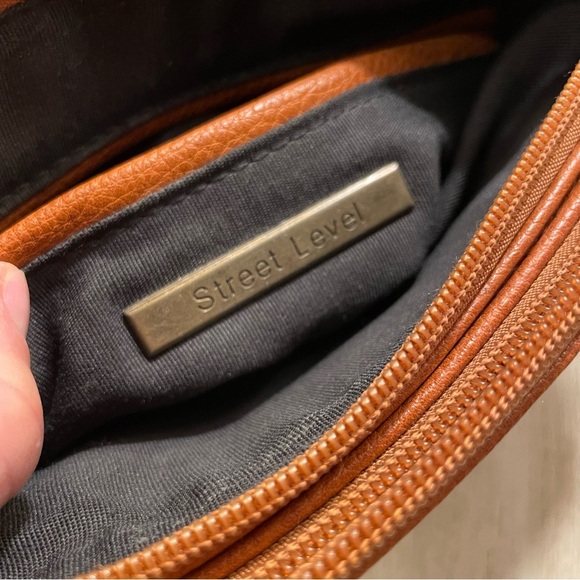 Street Level Demi Foldover Vegan Leather Crossbody Purse for Stitch Fix - Picture 7 of 11